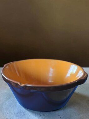 EUC BOBBY FLAY 12.5 X 4 5/8 " Portugese Earthenware Mixing Bowl with Pouring Lip